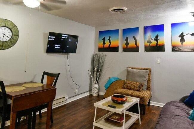 Photo - 3512 Dodge St Apartment