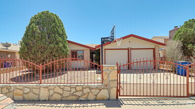 Building Photo - 6032 Belladonna Cir