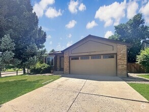 Building Photo - 8059 S Johnson Ct