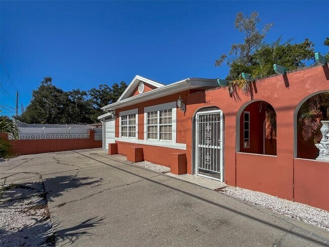 Foto del edificio - 3957 Proctor Rd