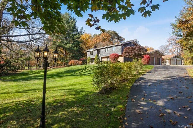 Foto del edificio - 193 E Mt Airy Dr