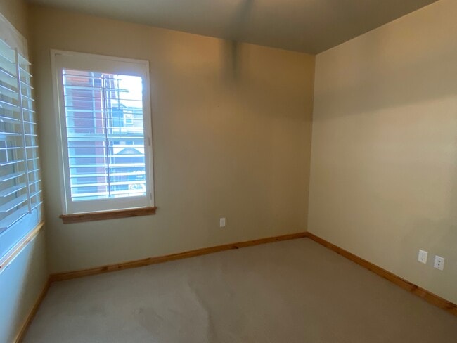 Building Photo - 4100 Mullan Rd