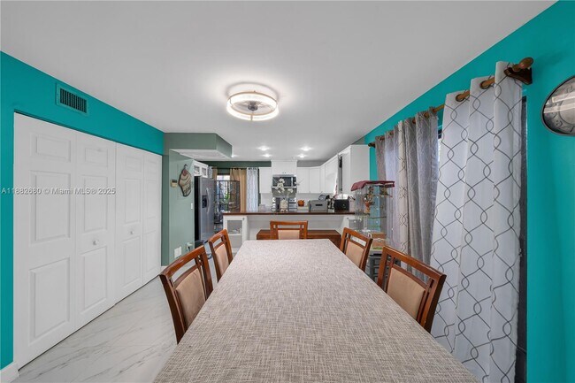 Foto del edificio - 15060 SW 49th Ln