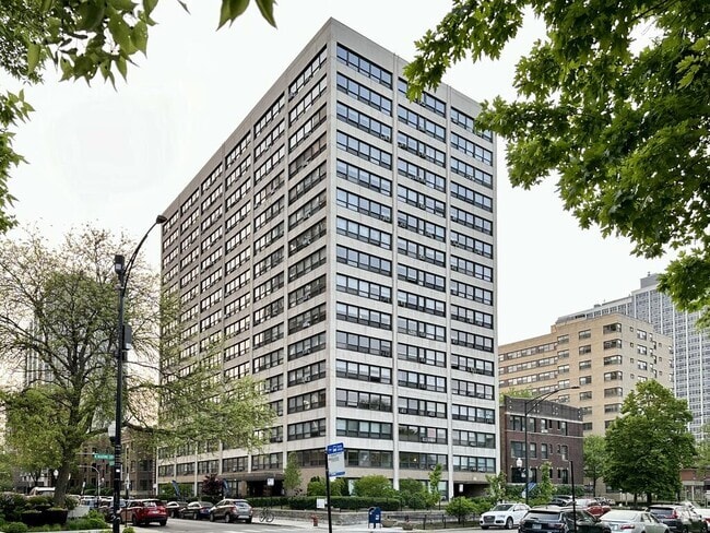 Building Photo - 4180 N Marine Dr