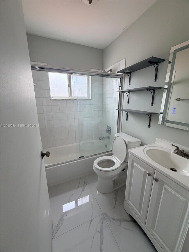 Foto del edificio - 14899 SW 176th St