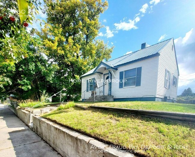 Building Photo - 1360 Sage Ave