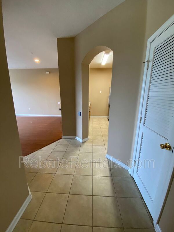 Foto del edificio - 7990 Baymeadows Cir E