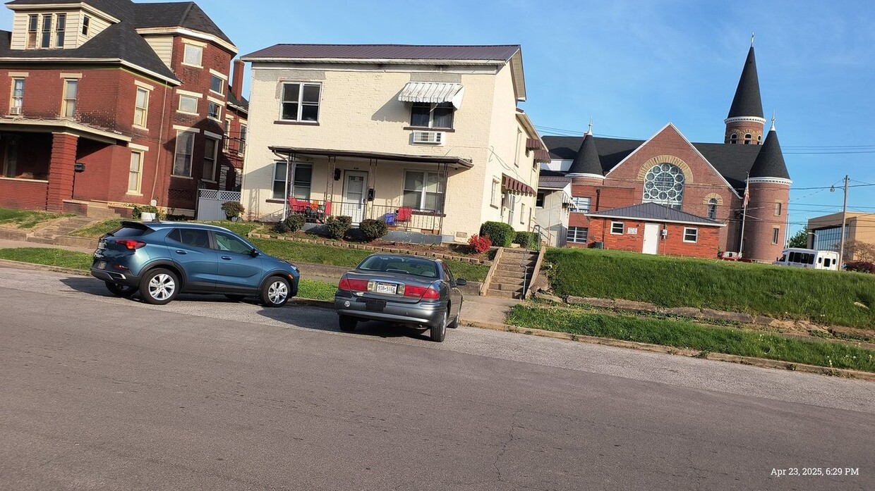 Foto principal - 510 Railroad St