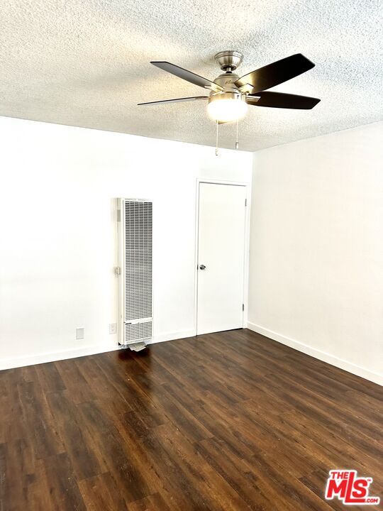 Building Photo - 4115 W Century Blvd