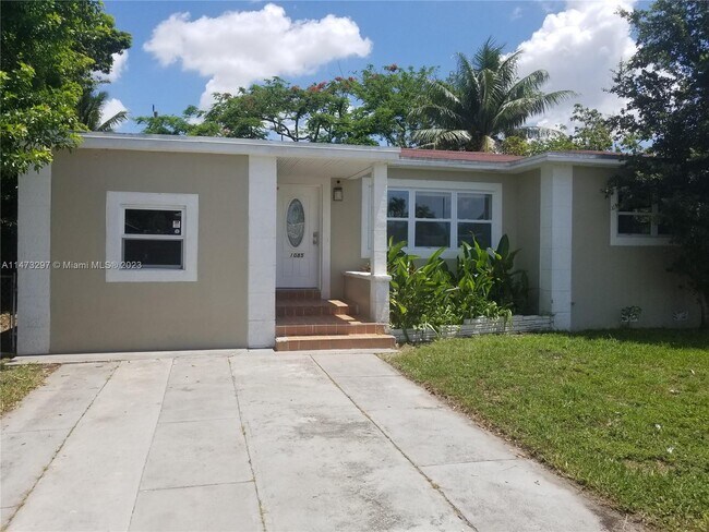 Foto del edificio - 1085 NW 133rd St