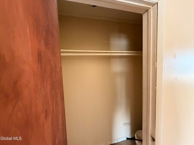 Building Photo - 8 Bayard St