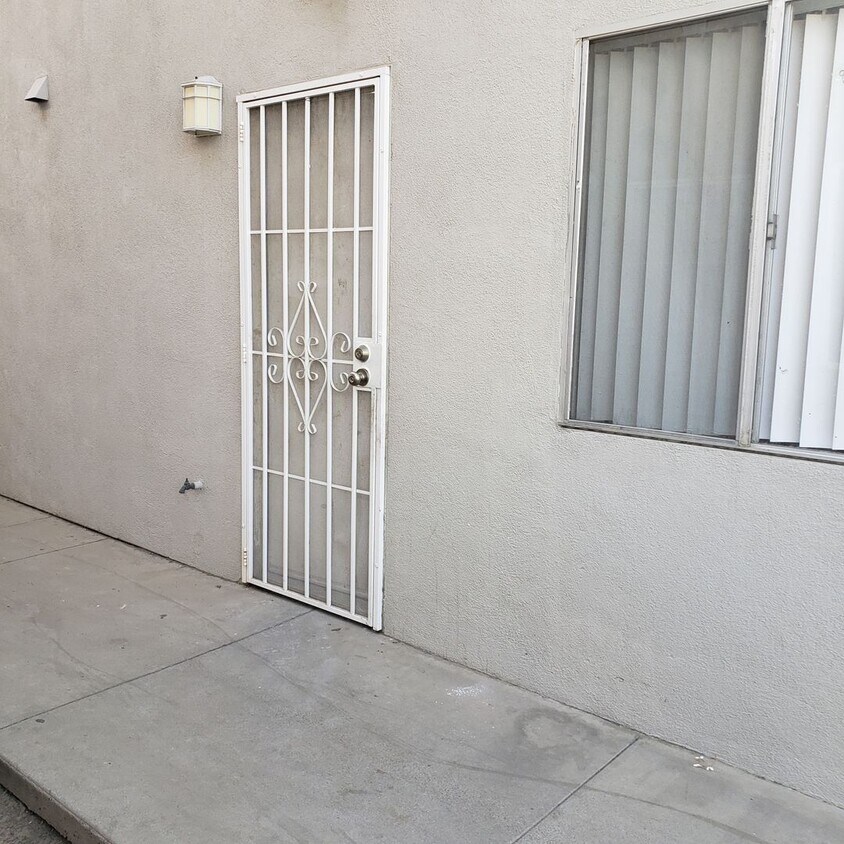 Foto principal - 1096p-092.1-RB-4124 Parker Ave.