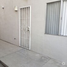 Building Photo - 4124 Parker Ave