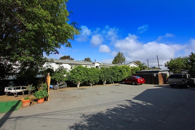 Foto del edificio - Costa Mesa Cottages