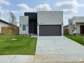 Building Photo - 5731 Beefalo Ln