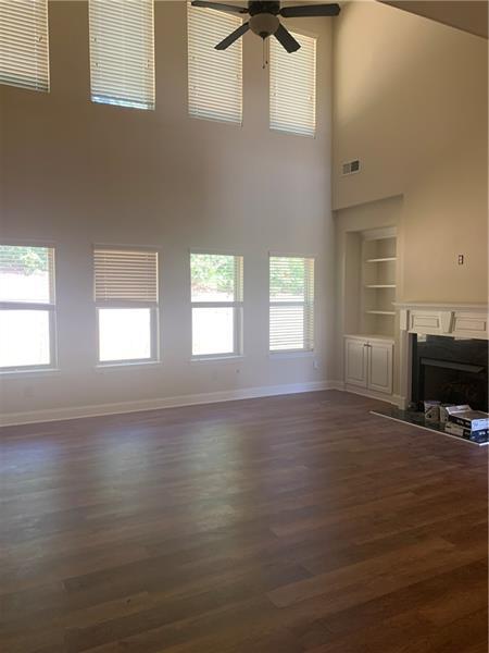 Building Photo - 3613 Fallen Oak Dr