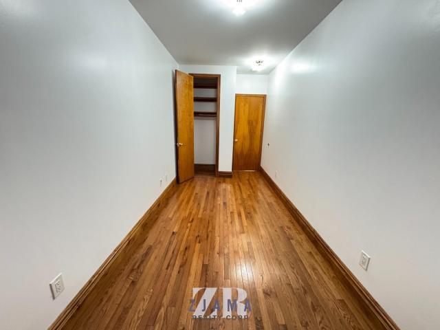 Foto del edificio - 2 bedroom in Brooklyn NY 11215