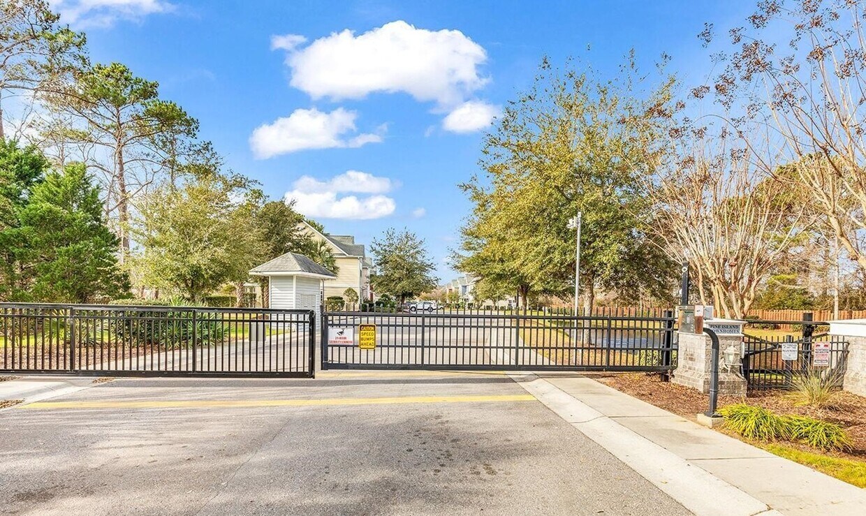 Primary Photo - 1805 Low Country Pl