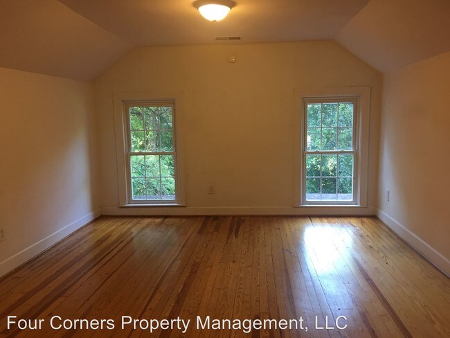 Foto del edificio - 1821 Walker Ave