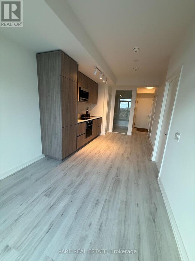 Building Photo - 110 Broadway Ave