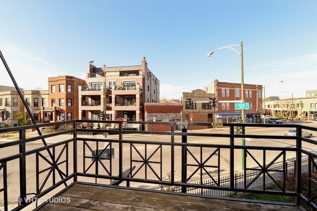 Building Photo - 3765 N Racine Ave