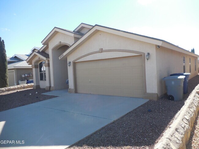 Foto del edificio - 12572 Paseo Lindo Dr