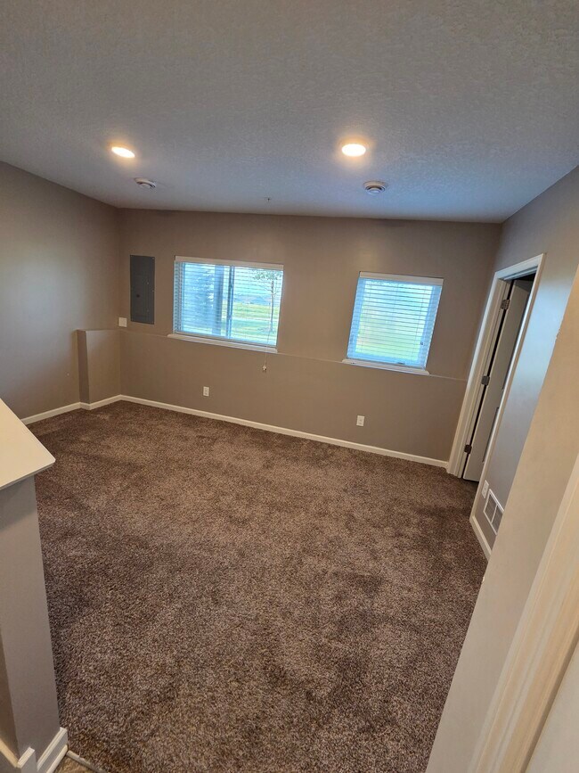 Foto del edificio - 8783 Granite Ln