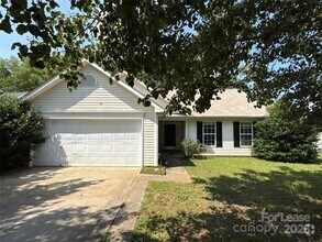 Building Photo - 3025 Longspur Dr