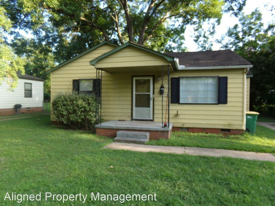 Primary Photo - 2 br, 1 bath House - 9 Spear Rd