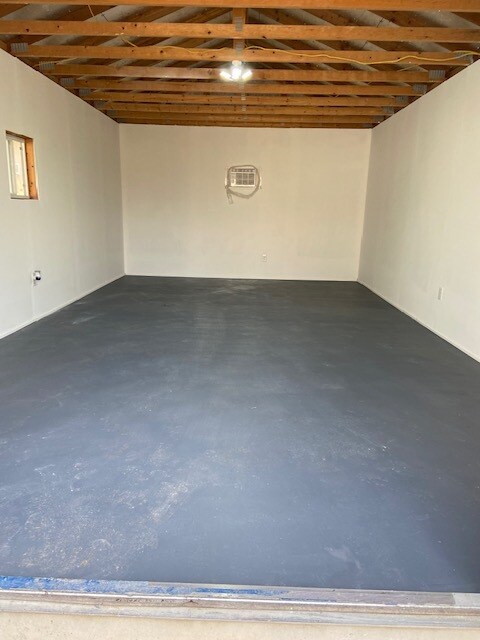 Separate building room - 2626 W Ashby Plz