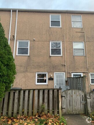 Building Photo - 1433 Townway