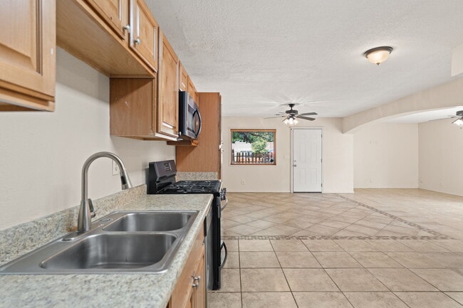 Foto del edificio - 1178 Calle Madera