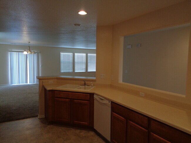 Building Photo - 15697 Randolph Pl
