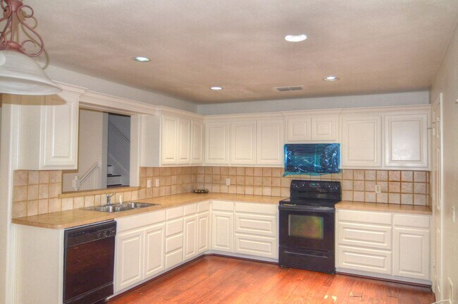 Foto del edificio - 1722 Scenic Dr