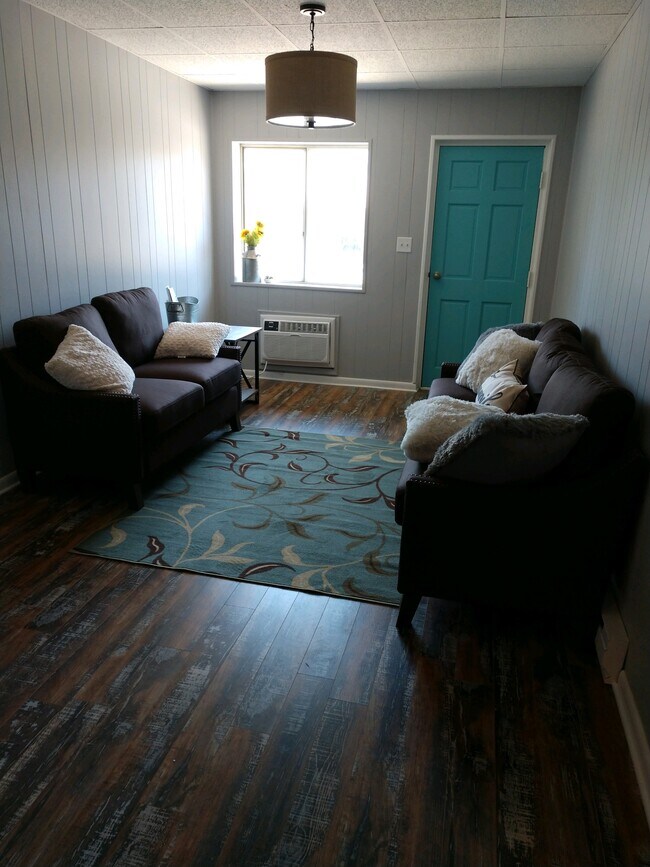 Building Photo - tanglewood apt