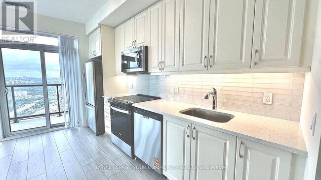 Building Photo - 38 Annie Craig Dr
