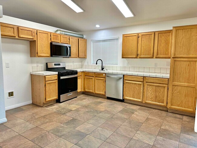 Foto del edificio - 3060 Christina St