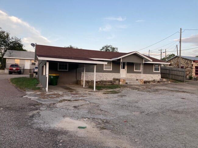 Foto del edificio - 803 2nd St