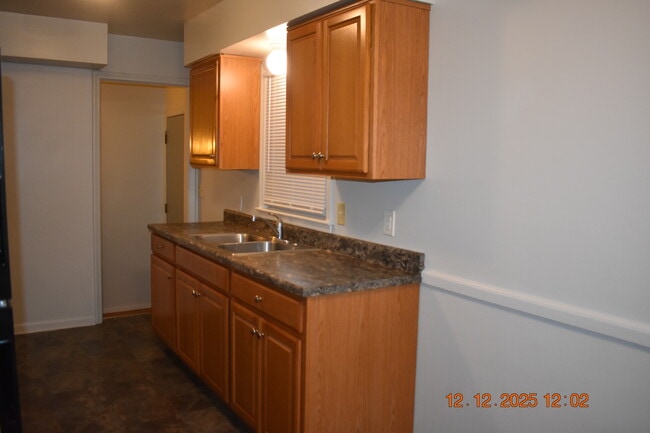 Building Photo - 5513 N 37th St