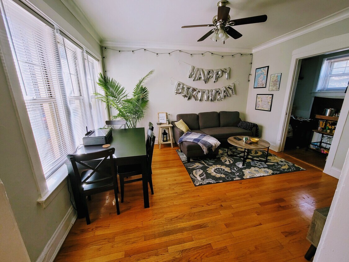 1501 W Rosemont Ave Unit 1, Chicago, IL 60660 Condo for Rent in