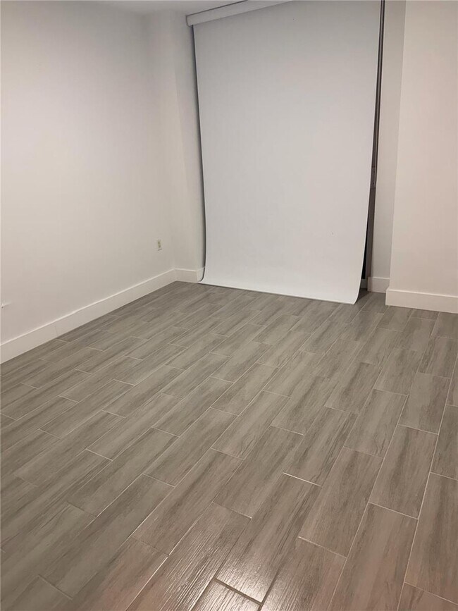 Foto del edificio - 1250 S Miami Ave