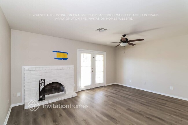 Foto del edificio - 7115 W Carol Ave