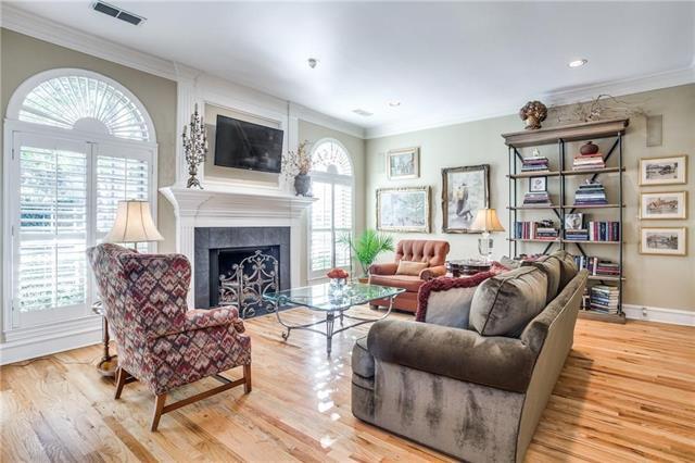 Foto del edificio - 5927 Lindenshire Ln