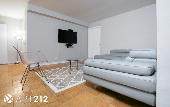 Building Photo - 305 East 86th St