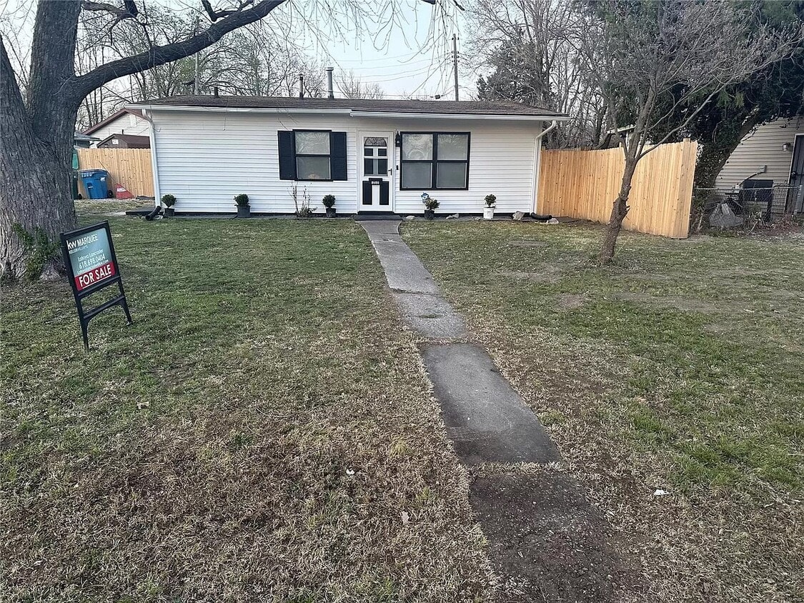 1211 Saint Michael Dr, Cahokia Heights, IL 62206 House Rental in