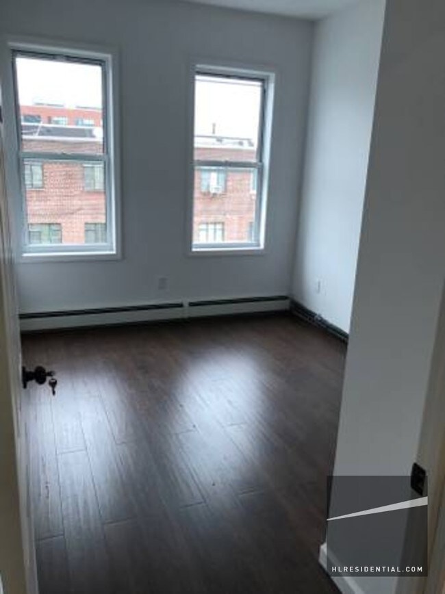 Foto del edificio - 9810 41st Ave