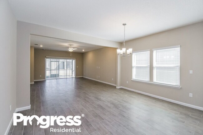 Foto del edificio - 6767 Hatton Chase Ln E
