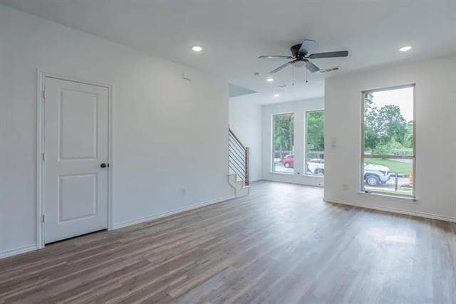 Foto del edificio - 3228 Tuskegee St