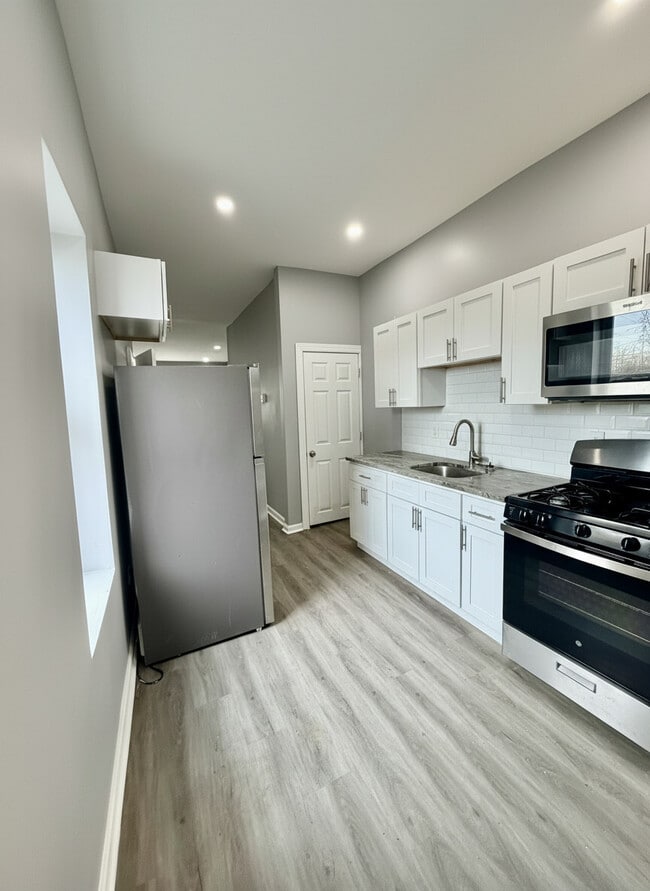 Building Photo - 3957 Ogden St