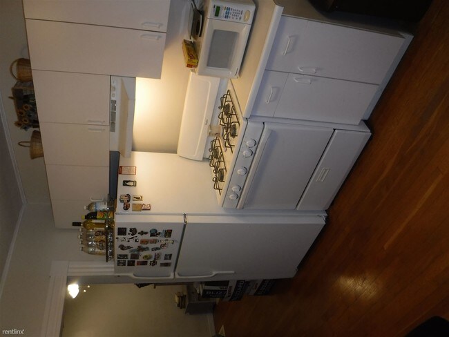 Building Photo - 1 br, 1 bath 4plex - 20 Franklin St